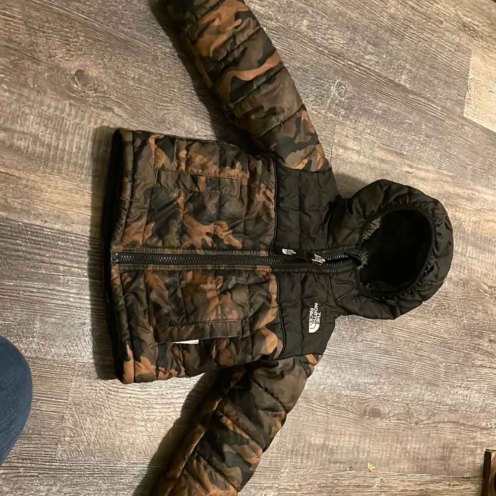 Toddler 2t North Face reversible winter coat.